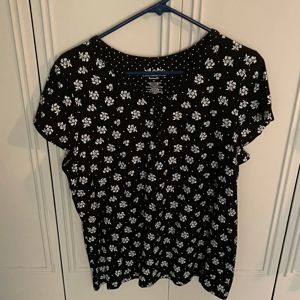 Black & White Croft & Barrow Intimates Large Shirt - Picture 1 of 2